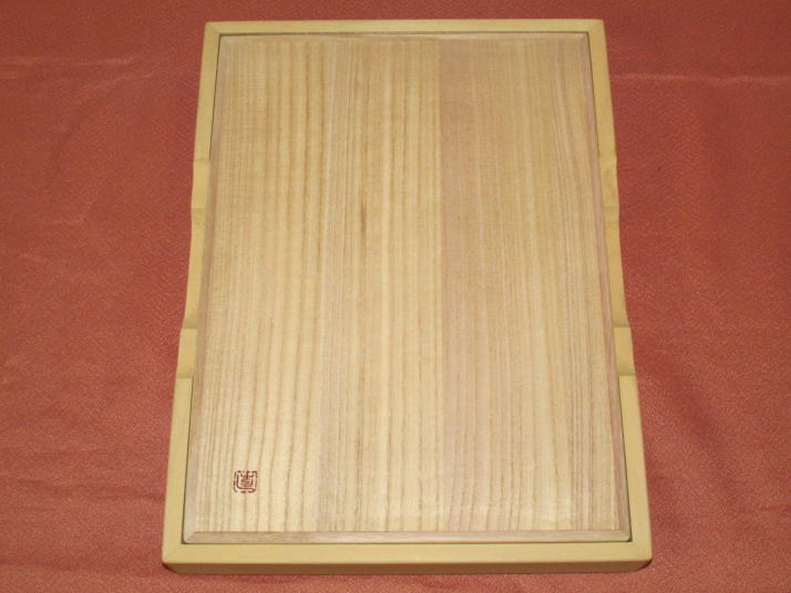 大竹竹風作錦旗島黄楊虎杢盛上将棋駒 新品 桐製平箱付(K420) トウシン 