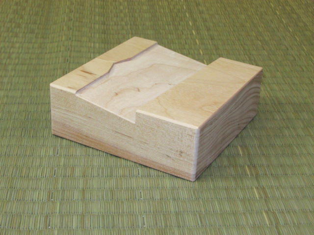 ▲トウシンオリジナル/奥山正直作将棋駒製作用彫台▲新品 ヤフーオークション 出品代行 トウシン 奥山正直作楓杢拭漆古色仕上駒